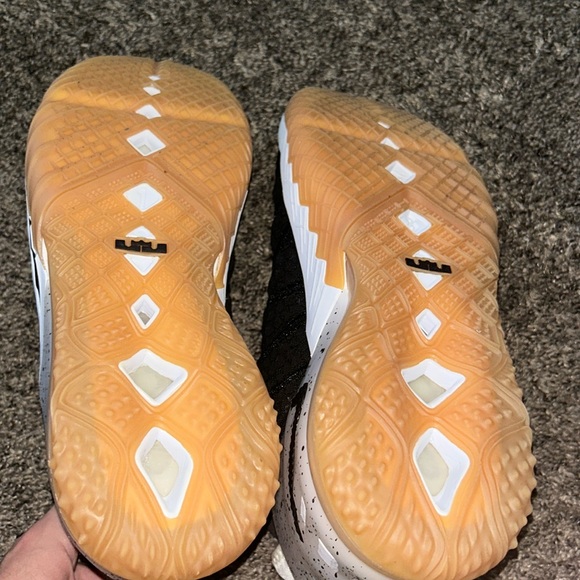 Lebron 18 Black White and Gum - Picture 2 of 5